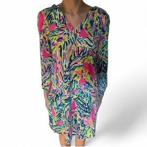 Lilly Pulitzer Rossmore Split Neck Dress in Indigo Palm Reader, size XS.